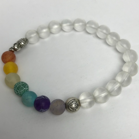 7 Chakra Stretch Bracelet. - Picture 2 of 4